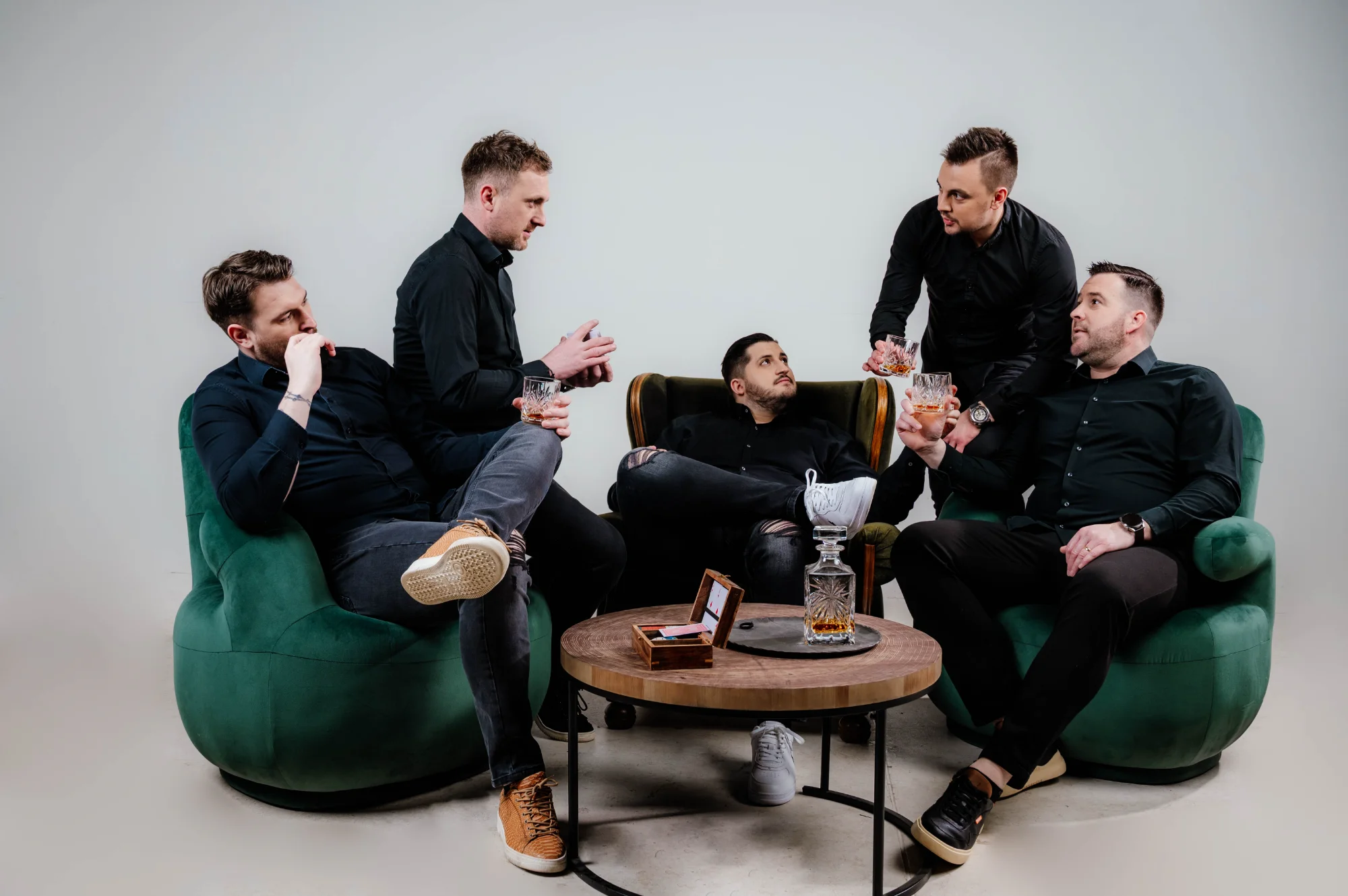 Šarmeri bend opuštena atmosfera - tim glazbenika za vjenčanja